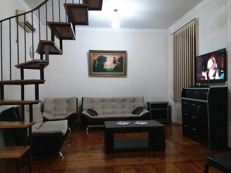 руставели 3*