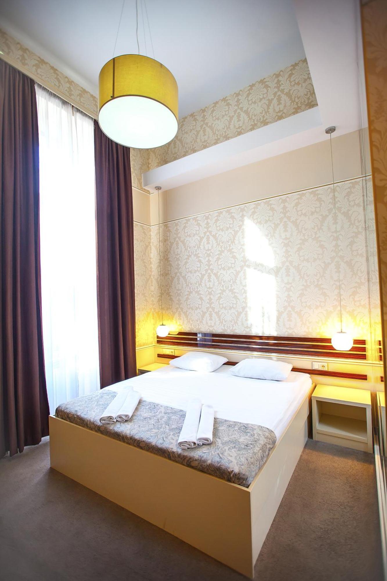 Rustaveli Hotel 3*