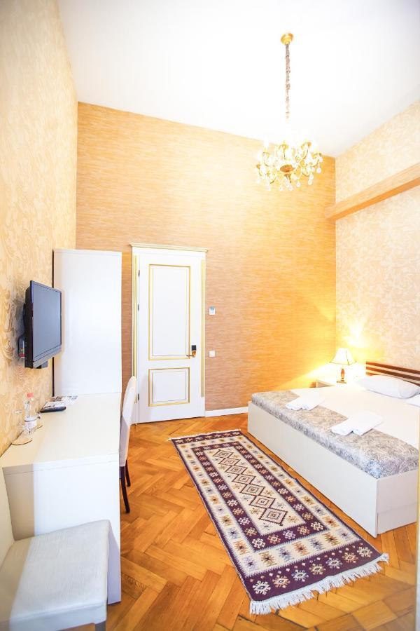 руставели Отель 3*